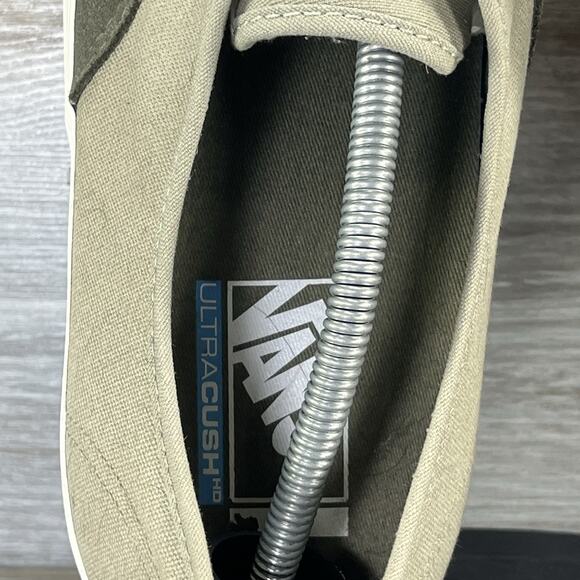 VANS Mens Authentic Green Suede Low Top Sneakers Size 13 - Picture 7 of 10